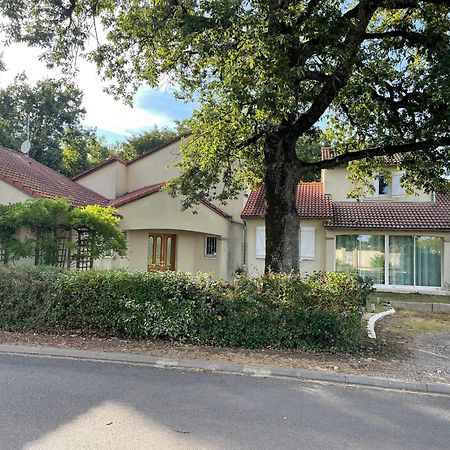 Vouillé Chambre D'Hote L'Oree Des Buis מראה חיצוני תמונה